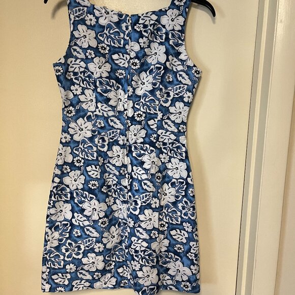 City Triangles Reversible Blue, White and Gray Dress. Size 5 - Picture 2 of 3